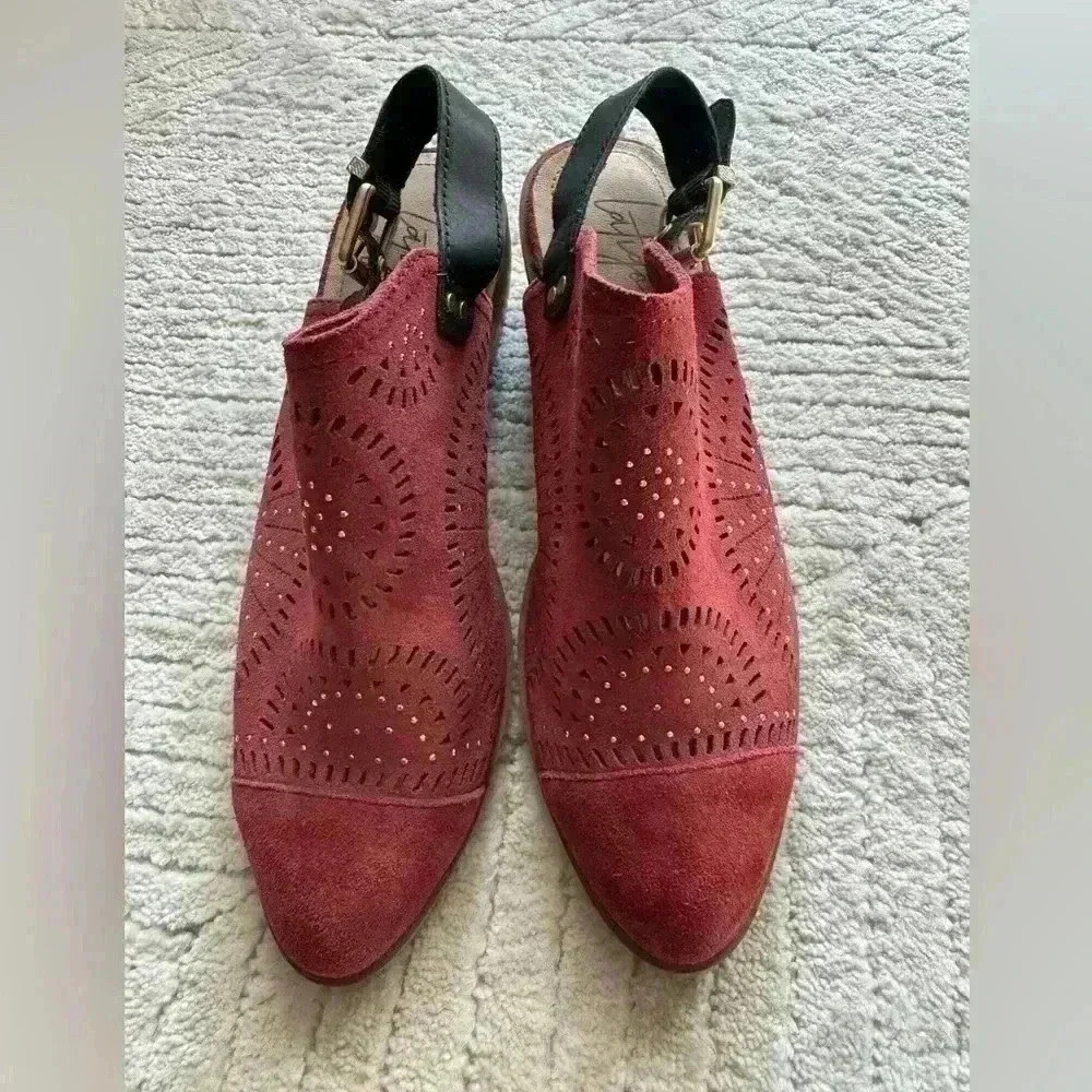 Latigo woman’s sling back heels size 7.5